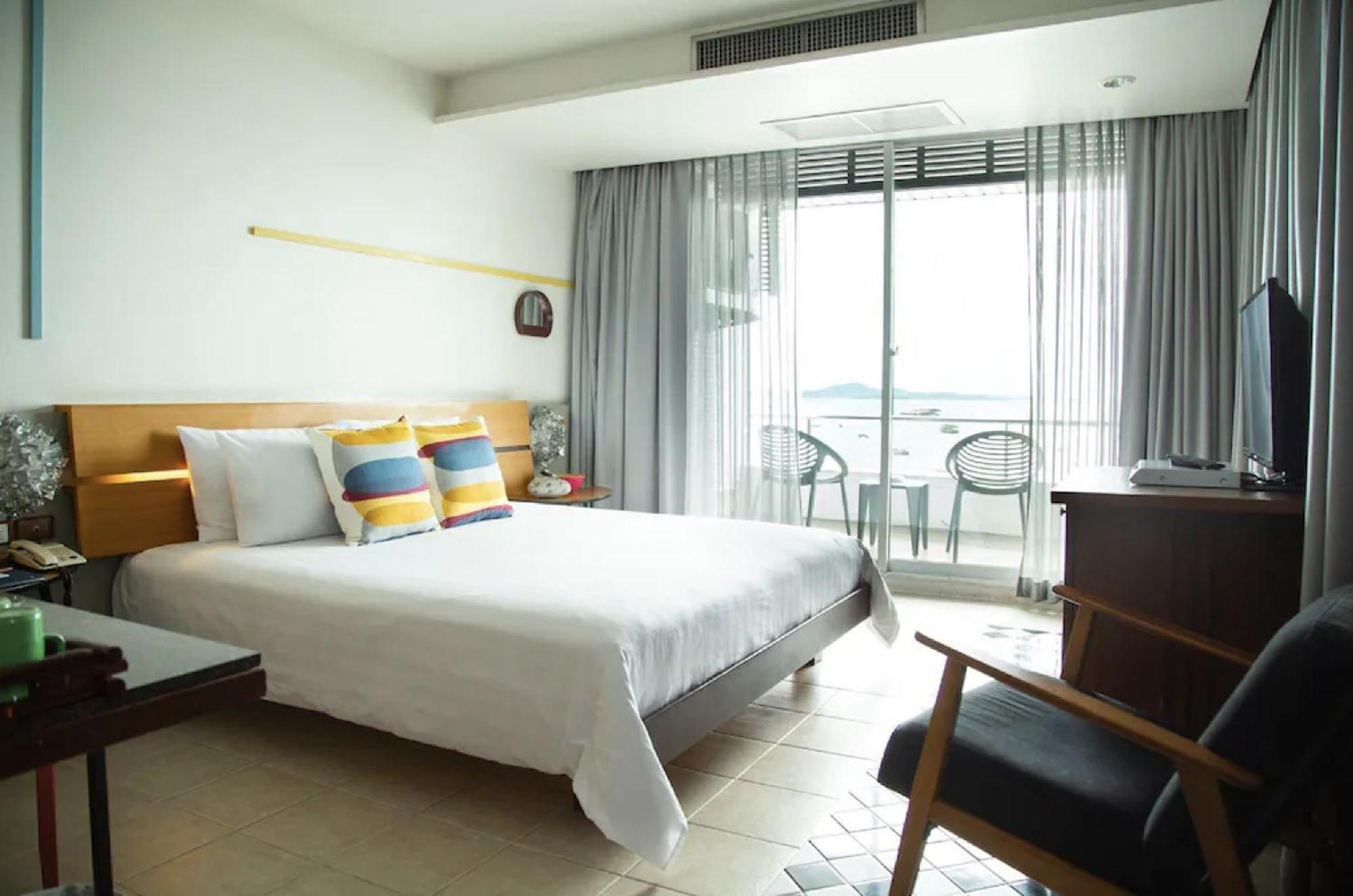 Baboona Beachfront Living Pattaya Eksteriør bilde